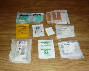 Contents of the cuts kit that are waterproofed with an Aloksak